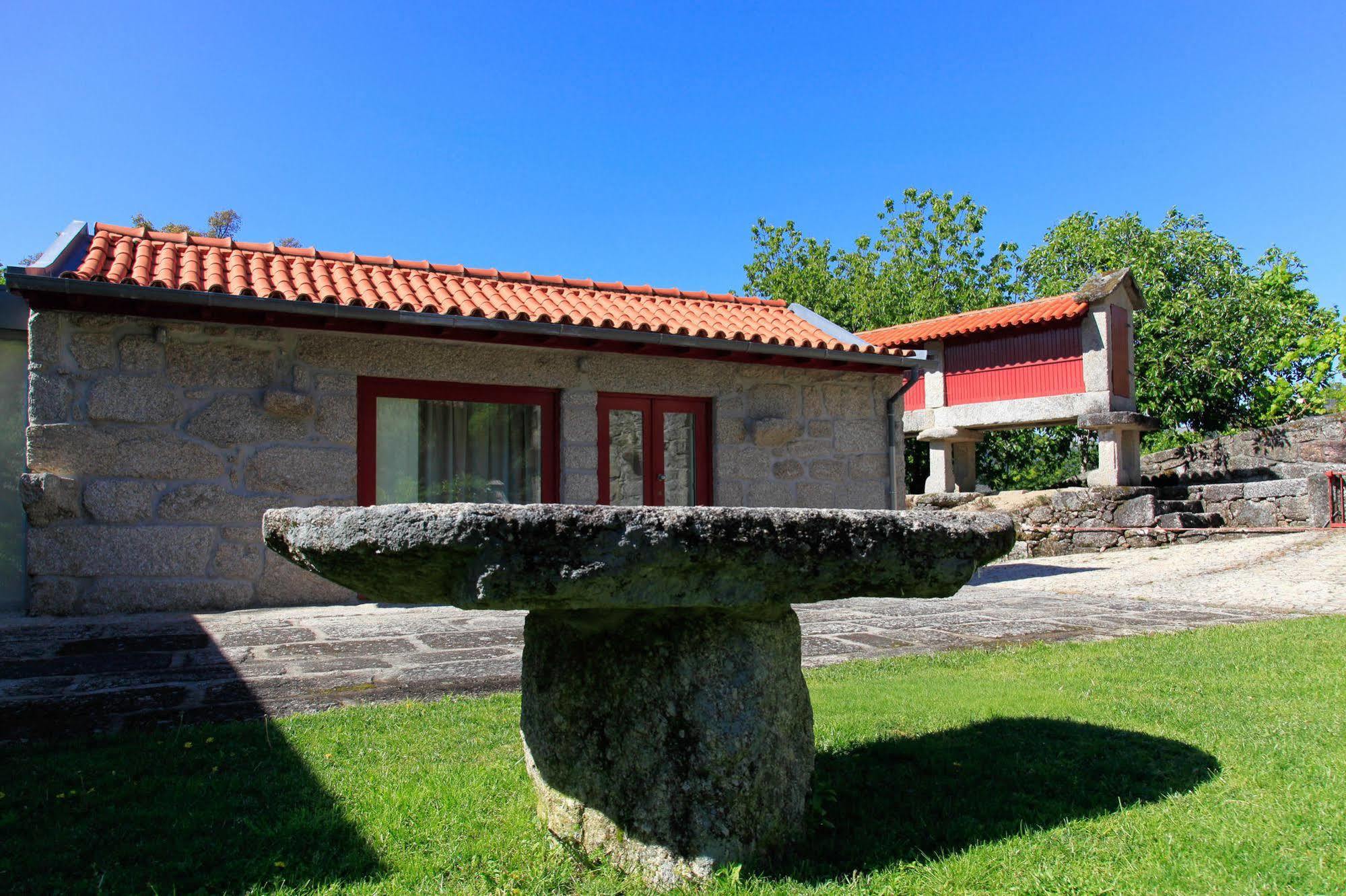 Gasthaus Aldeia Turistica De Louredo Vieira do Minho Exterior foto