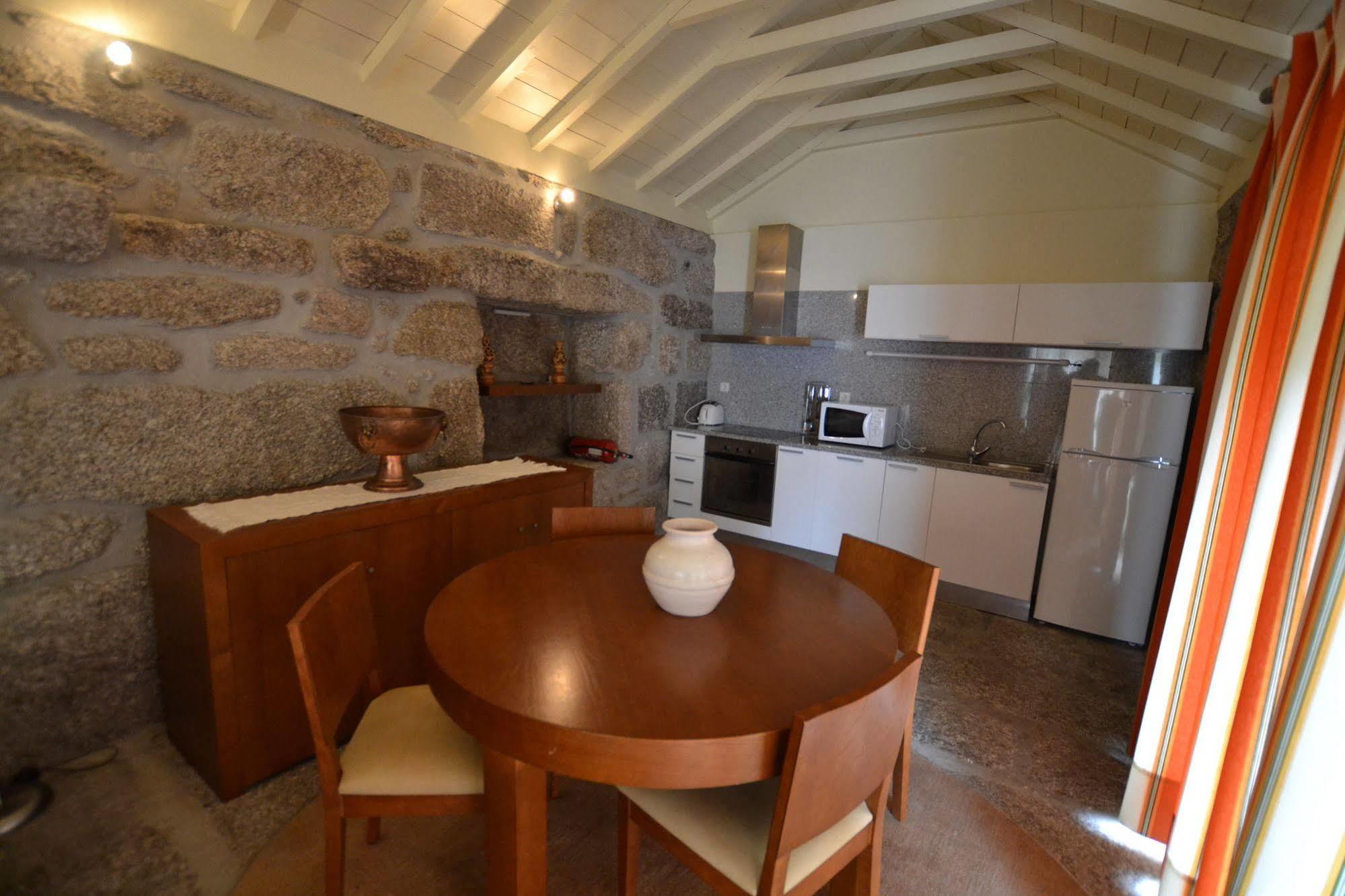 Gasthaus Aldeia Turistica De Louredo Vieira do Minho Exterior foto